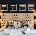 Red Dragon Fogadó 3*