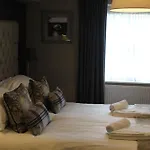 Red Dragon 3* カークビー・ロンズデール