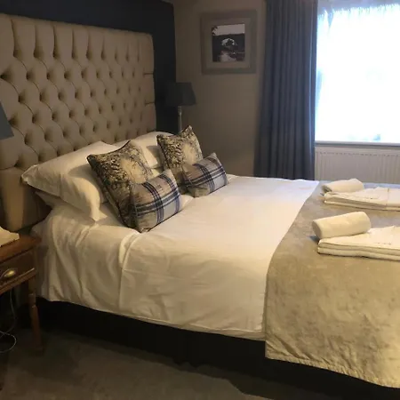 Red Dragon 3* 커크비로즈데일